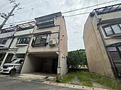 京都市伏見区日野野色町 3階建 築31年のイメージ
