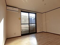 京都地下鉄東西線 小野駅 徒歩3分の賃貸アパート 2階1Kのリビング/ダイニング