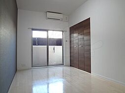 JR東海道・山陽本線 山科駅 徒歩3分の賃貸マンション 2階1Kのリビング/ダイニング