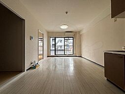 京阪石山坂本線 石場駅 徒歩3分の賃貸マンション 8階3LDKのリビング/ダイニング