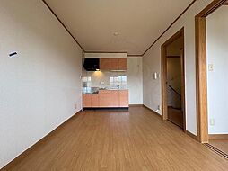 京阪石山坂本線 唐橋前駅 徒歩10分の賃貸アパート 2階2LDKのリビング/ダイニング