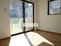 ＳＨＡＮＧＲＩ−ＬＡ　ＫＡＷＡＳＡＫＩ 2階1DKのリビング/ダイニング