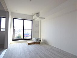 ベアレステ川崎 505 5階1LDKのリビング/ダイニング