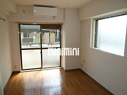 サン・ルピナス 5階ワンルームのリビング/ダイニング