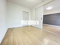 ガーデン山住宅団地4号棟 2階3LDKのリビング/ダイニング