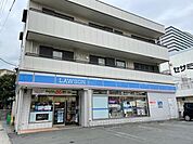 コンビニ「ローソン栄笠間二丁目店まで453m」