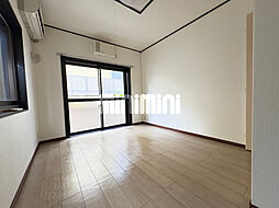 メイプルハウス 1階1Kのリビング/ダイニング