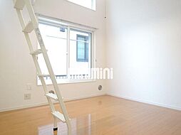 リヴェール 1階ワンルームのリビング/ダイニング