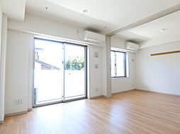 京王アンフィール国領 204 2階1SLDKのリビング/ダイニング