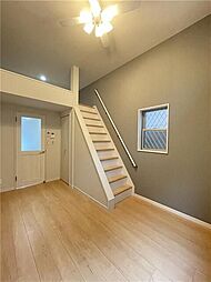 プリマス聖蹟桜ヶ丘 103 1階1Kのリビング/ダイニング