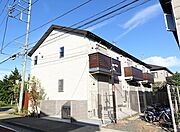 聖蹟桜ヶ丘駅より徒歩8分 築2年9ヶ月 2階建の賃貸物件