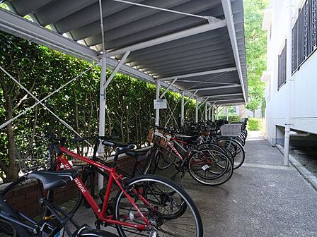 ◆駐輪場◆生活圏が広がる駐輪場を完備しています。自転車利用で足を延ばせば、暮らしがさらに便利になりますね。※空き状況は変化することがございますのであらかじめご了承ください。