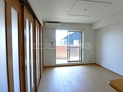 ファーストブリッジ上青山 303 3階2LDKのリビング/ダイニング