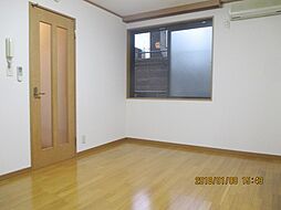 サットンプレイス・春日II 101 1階1Kのリビング/ダイニング