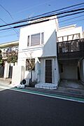 新高円寺駅より徒歩7分 築16年10ヶ月の賃貸物件