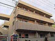 ”… 2階 築31年9ヶ月の賃貸物件