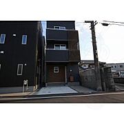 高畑駅より徒歩3分 1階 築2年10ヶ月の賃貸物件