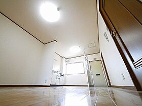 マンション　ヒライ  ｜ 奈良県奈良市学園大和町5丁目（賃貸マンション1LDK・2階・45.00㎡） その3