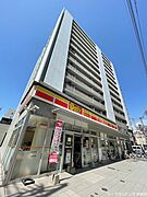 西新駅より徒歩2分 5階 築18年4ヶ月の賃貸物件