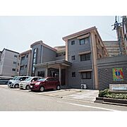 下大利駅より徒歩9分 3階 築30年の賃貸物件