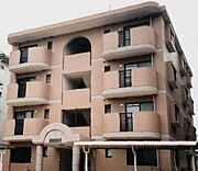 九産大前駅より徒歩8分 1階 築30年9ヶ月の賃貸物件