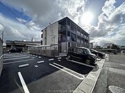 唐の原駅より徒歩7分 3階 築2年の賃貸物件