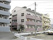 メゾンファミール 3階 築37年8ヶ月の賃貸物件