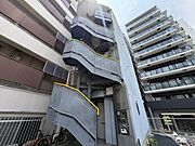 神戸駅より徒歩10分 4階 築30年7ヶ月の賃貸物件