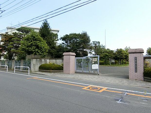 【小学校】鶴ヶ島市立第二小学校まで804ｍ