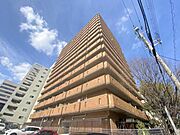 南森町駅より徒歩8分 11階 築42年7ヶ月の賃貸物件