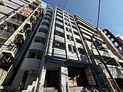京橋駅より徒歩2分 3階 築30年の賃貸物件