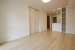 マハロハナI 102 1階1LDKのリビング/ダイニング