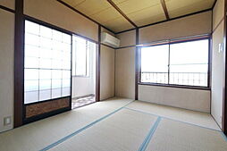 ＣＲＥＳＴ（クレスト） 302 3階2Kのリビング/ダイニング