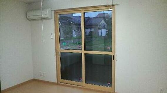 ウィルモア_内装_0