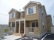 三口駅より徒歩6分 築10年9ヶ月 2階建の賃貸物件