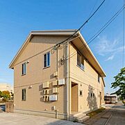 金沢駅よりバス19分 徒歩7分 築15年11ヶ月 2階建の賃貸物件