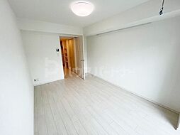 クレストコート綾瀬 2階1Kのリビング/ダイニング