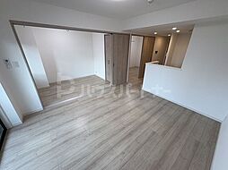 S-RESIDENCE北綾瀬awesome 701 7階2LDKのリビング/ダイニング