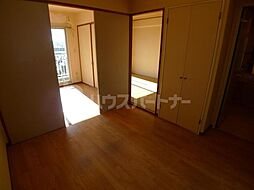 プラザホワイトＡ 505 5階1LDKのリビング/ダイニング