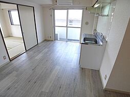 ノーリーズン東綾瀬 302 3階3DKのリビング/ダイニング