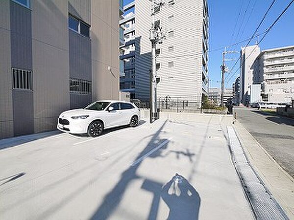 画像15:駐車場があるので、車を買う予定の方も安心です