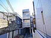 生駒市谷田町 3階建 築33年のイメージ