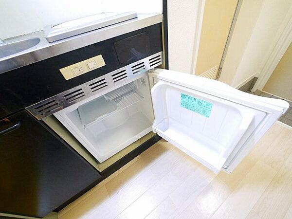 画像21:冷蔵庫も完備。