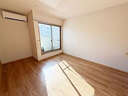 メゾンドラヴィ 202 2階1Kのリビング/ダイニング