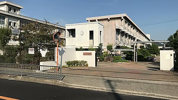 広嶺中学校
