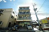 東大阪市下六万寺町３丁目 4階建 築32年のイメージ