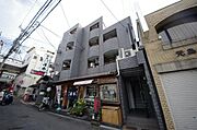 瓢箪山駅より徒歩3分 3階 築29年8ヶ月の賃貸物件