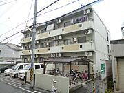 瓢箪山駅より徒歩3分 3階 築30年の賃貸物件