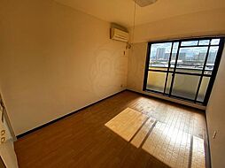 フローラルハイツ 4階ワンルームのリビング/ダイニング