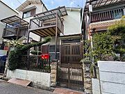 瓢箪山駅より徒歩14分 1階 築28年の賃貸物件